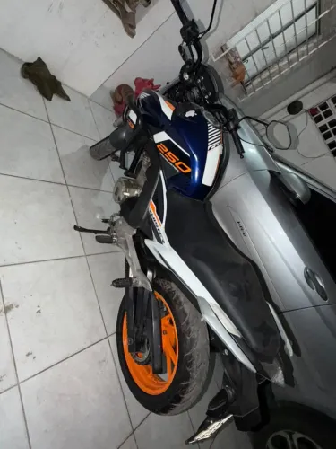 Vendo twister 250