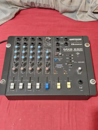 mesa de som analógica Wattsom / Ciclotron MXS 6SD