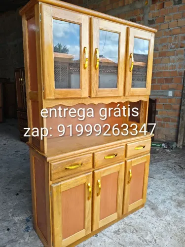 Guarda louças grande de madeira novo frete grátis.