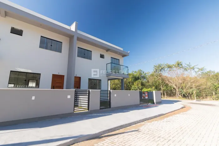 Sobrado em Forquilhas - São José
