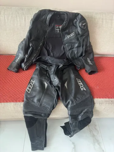 Jaqueta e Calça X11 Couro