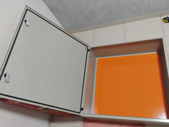 Quadro de comando elétrico 80x80x30