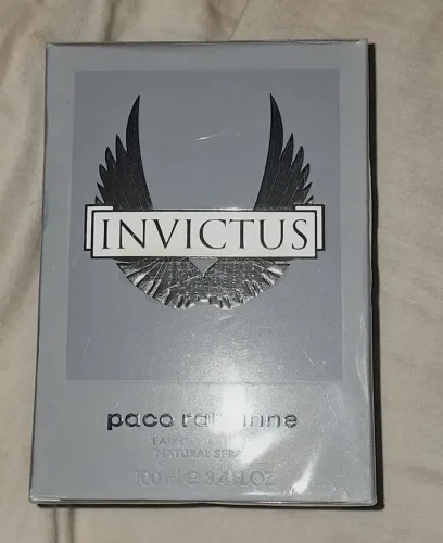 <br>paco ra inne<br><br>NATURAL SPRA<br><br>100 ml 3.4 HLOZ