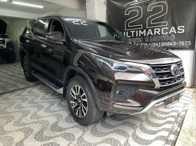 Toyota Hilux SW4 SRX 4X4 2.8 TDI 16V Dies. Aut. 2022
