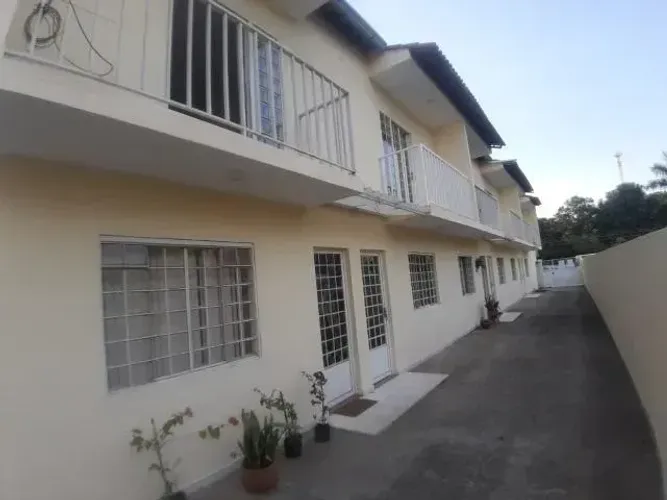 Casa com 2 quartos, com 80m2 / KM 32