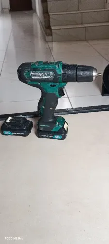 Parafusadeira/furadeira de impacto makt