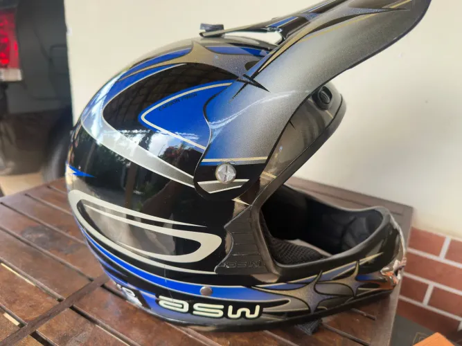 Capacete ASW
