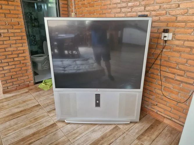 Tv LG para colecionador