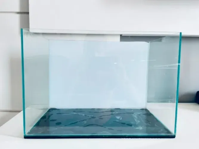 Aquário novo 27 litros (40x25x27)