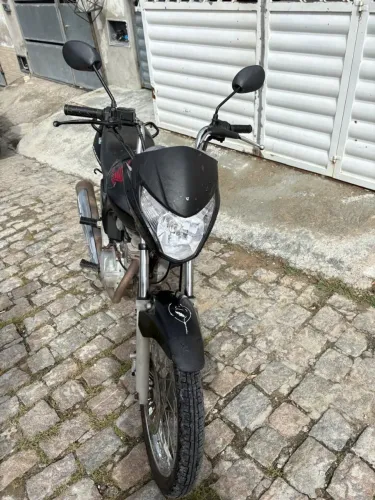 Moto a venda