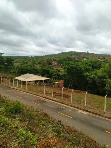 Vende-se e facilita o pagamento.