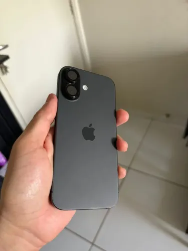 iPhone 17 256GB - Preto + 3 capinhas