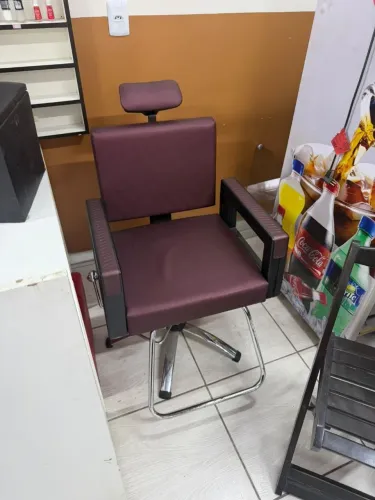 CADEIRA PARA SALÃO DE BELEZA À VENDA!
