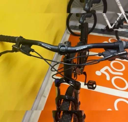 Bicicleta pouco uso