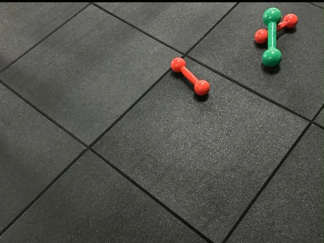 Piso Emborrachado 28 pisos 50x50