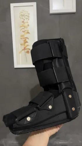 Bota ortopédica tamanho P