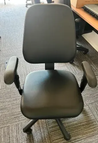 Cadeira ergonomica courino