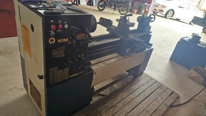 Torno Mecânico Romi tormax 20A revisado