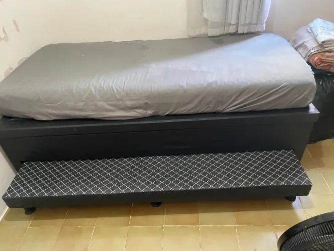 Cama box baú solteiro com cama auxiliar courino pistões automaticos 