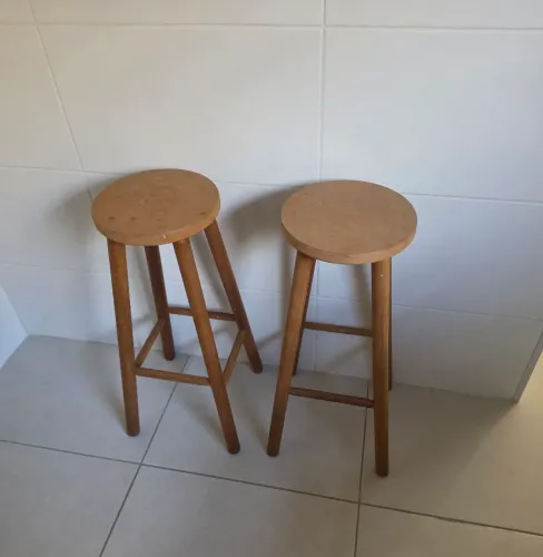 2 Banquetas Altas Madeira