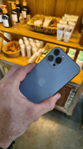 iPhone 13 Pro Max 128 GB - Ótimo Estado (Bateria Nova!)