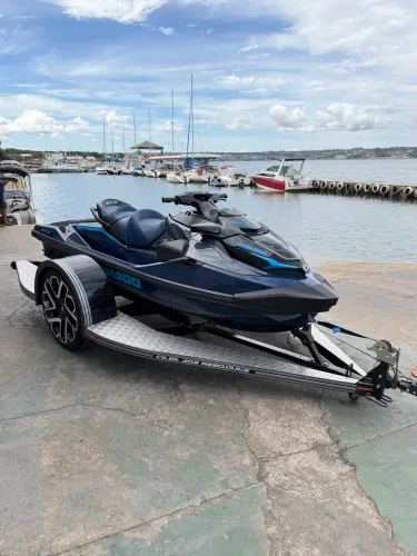 JET SKI SEA-DOO GTX 170 2026 Apenas 5 horas de uso Estado de zero km
