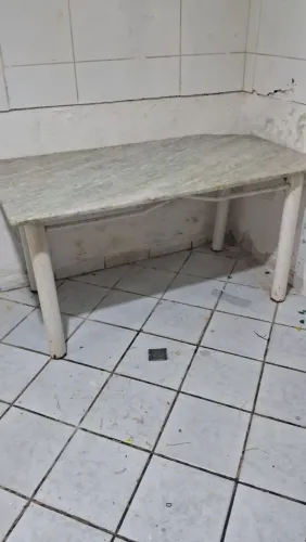 Mesa de granito pra 6 cadeiras