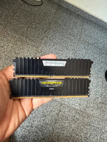 16gb (2x8) corsair 3200mhz