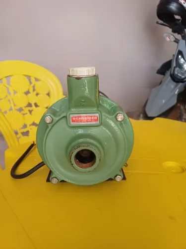 Bomba d/água 1 CV SCHNEIDER
