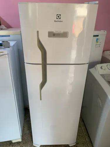 Geladeira Eletrolux duplex