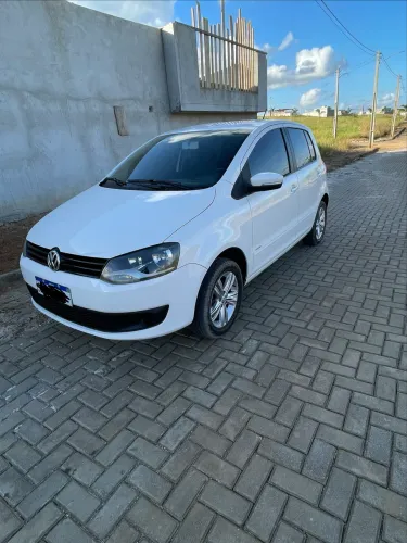 Volkswagen Fox 1.6 MI Total Flex 8V 5P 2014