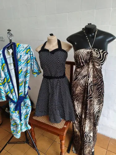 Trio de roupas femininas R$30 R$30 R$ 35