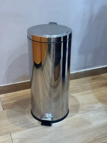 Lixeira inox Tramontina 40 litros