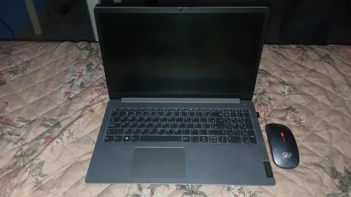 NOTEBOOK LENOVO À VENDA!