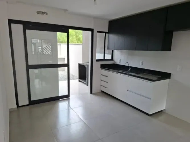 Alugo Casa 2 Quartos Novo Semi mobiliado Bananal do Sul