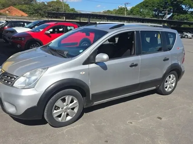 Nissan Livina X-gear Sl/X-gear 1.8 Flex F. Aut. 2013