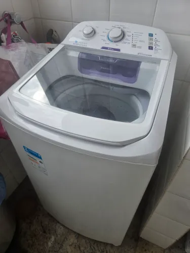 Máquina lavar compacta nova Electrolux
