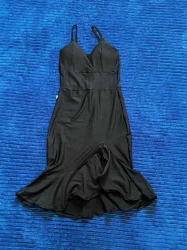 Vestido. Tamanho M