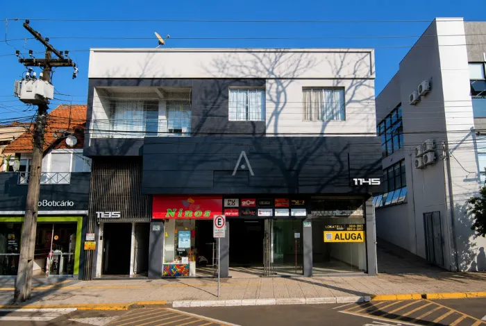 Sala Comercial para aluguel no Bairro CENTRO em TOLEDO por R$ 2.700,00
