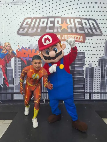 Estou atrais de trabalho tenho experiência como atendente 