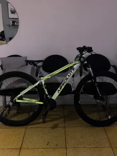 Vende-se bicicleta absolute aro 29 