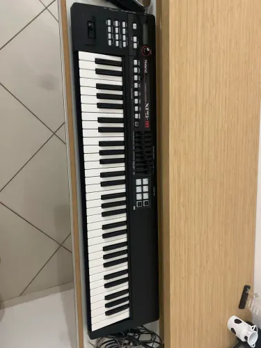 Teclado Roland XPS10