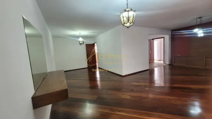 Casa de vila a venda com 4 quartos no Brooklin
