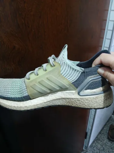 Tenis adidas 39.