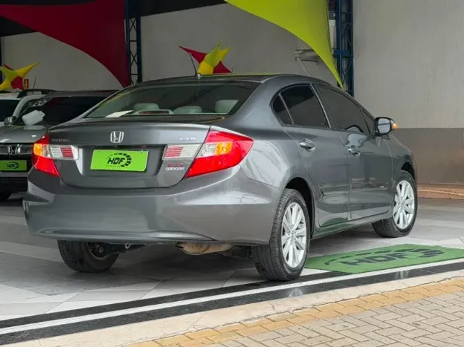 Honda Civic Sedan LXR 2.0 Flexone 16V Aut. 4P 2014