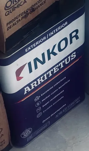 Tinta branco gelo 