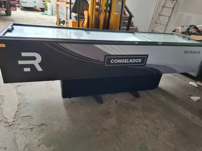 Ilha para congelados 220V