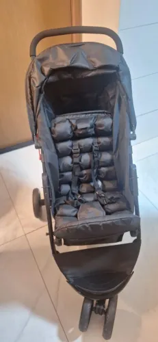 Carrinho de bebê estado de novo