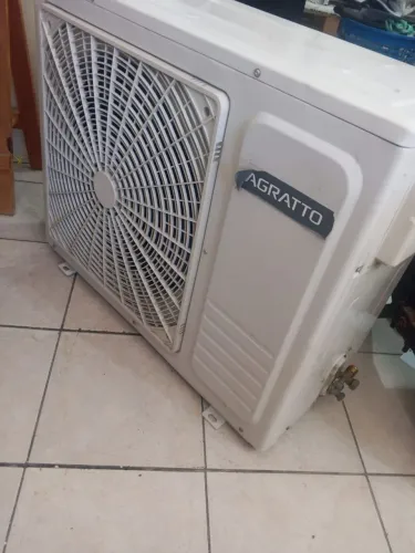 VENDO AR CONDICIONADO 30.000 BTUS (1 ANO DE USO)