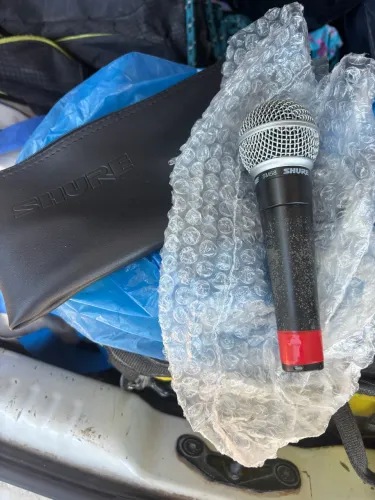 Microfone Shure 600,00